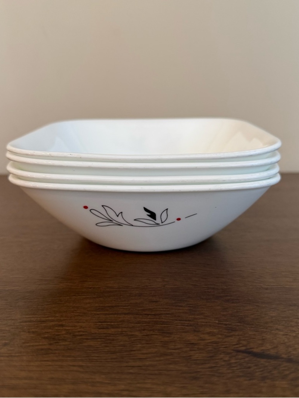 Corelle  Royal Lines 4 Square Bowls 6-1/4" White Black Red Vitrelle Clean lines